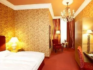 Romantik Smolka Hotel 4*